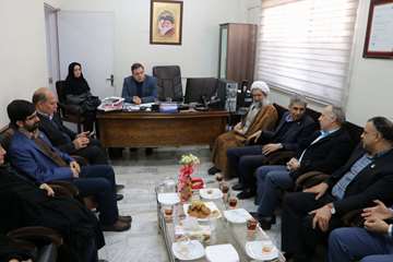 دکتر دانایی و رئیس دانشگاه سمنان در بیمارستان امیر-روزپرستار 